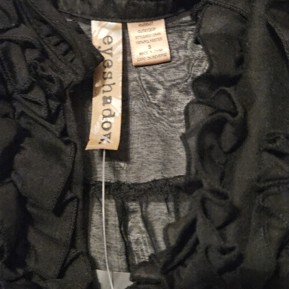 Eyeshadow Black Ruffled Blouse - Picture 3 of 4